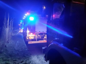 Kozłówek: Pożar domu. Jedna osoba zginęła, cztery trafiły do szpitala