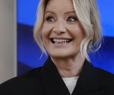 Kożuchowska rzuciła się w kartony na streamie. Karolak ruszył z pomocą