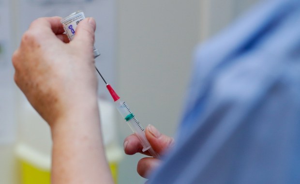 Kradzież szczepionek przeciw Covid-19 w Chorzowie. Nowe ustalenia 