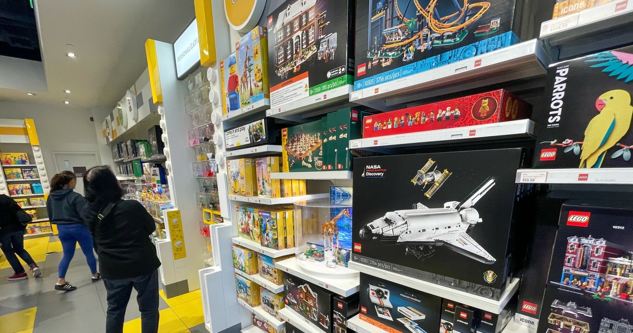 Kradzieże Lego w sklepach rosną lawinowo /Wojtek Laski/East News /East News