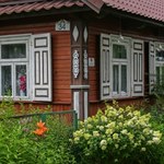 Kraina Otwartych Okiennic. Świat jak z bajki na Podlasiu