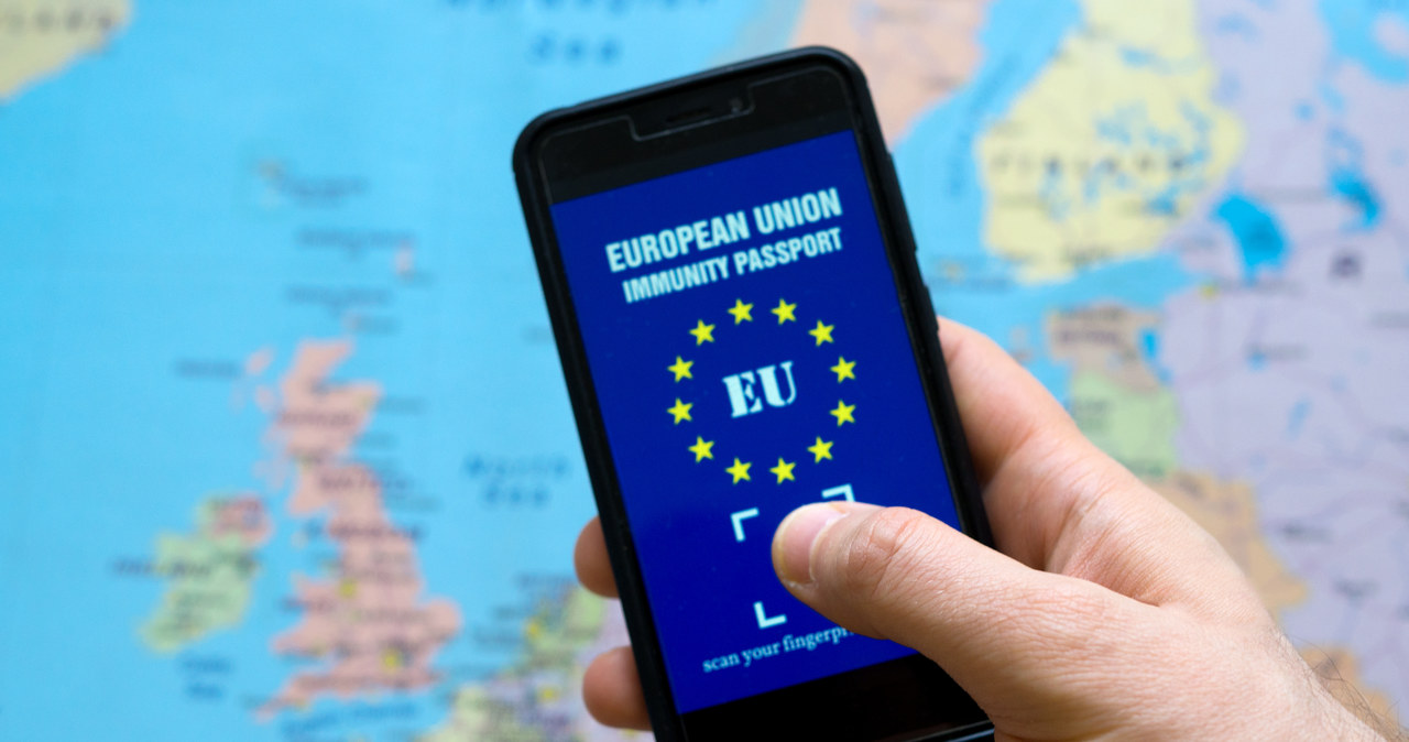 Kraje Europy zaczynają odchodzić od paszportu covidowego /123RF/PICSEL