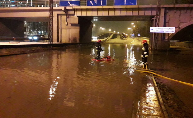 Kraków: Awaria wodociągowa na Opolskiej. Utrudnienia do soboty 