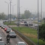 Kraków: Buspas na Konopnickiej uprzykrza życie kierowcom. "Tragedia. Ludzie - omijajcie to miejsce"