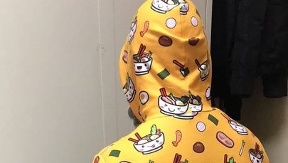 Kraków: Chodził po ulicy w piżamie i z porożem renifera. Miał przy sobie marihuanę