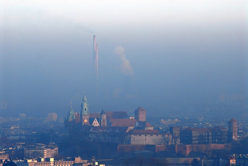 Kraków jest rekordowo zanieczyszczony /Wojciech Stróżyk /Reporter