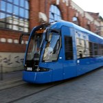 Kraków: Od poniedziałku autobusy i tramwaje będą kursować częściej