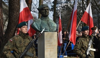 Kraków: Odsłonięto pomniki Żołnierzy Wyklętych