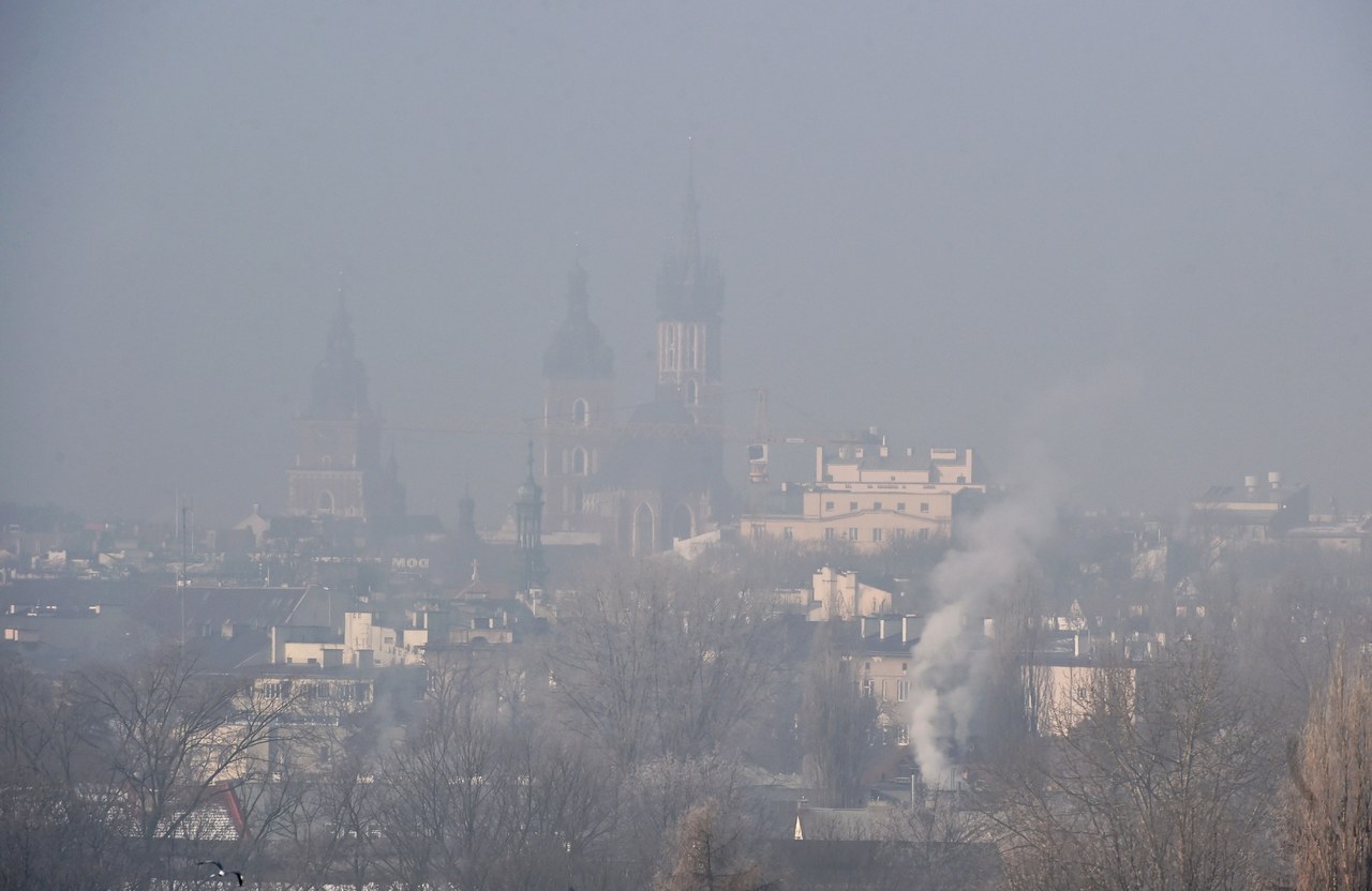Kraków: Uchwała antysmogowa wchodzi w życie. Ważny wyrok NSA 