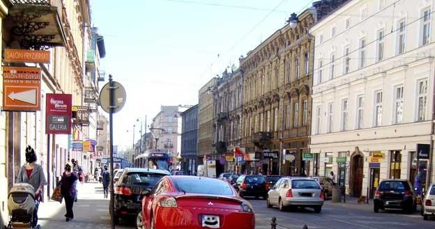 Kraków, ul. Starowiślna.  Ścieżka rowerowa... Fot. A.W. /Informacja prasowa