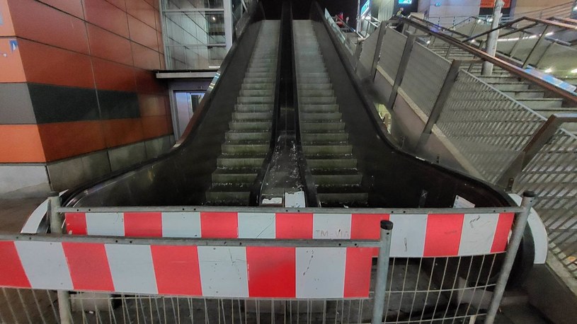 Kraków wyda miliony na remont schodów. Nie działają od lat