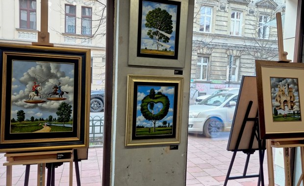 Krakowianie mogą już oglądać prace Rafała Olbińskiego