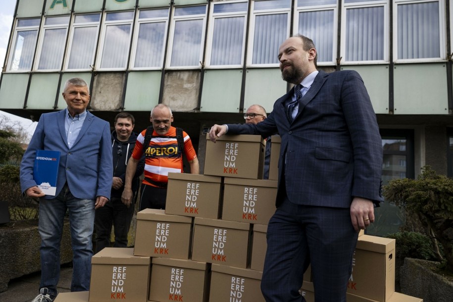 Krakowianie w referendum odwołali prezydenta miasta /WOJCIECH MATUSIK / POLSKAPRESS/Polska Press /East News