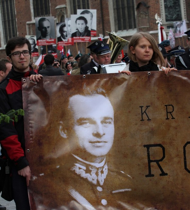 Krakowski Marsz Rotmistrza przeszedł przez miasto 25 maja, w 65. rocznicę śmierci rotmistrza Witolda Pileckiego. /Jacek Bednarczyk /PAP