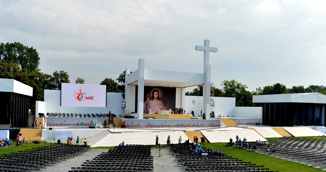 Krakowskie Błonia dzień przed ŚDM