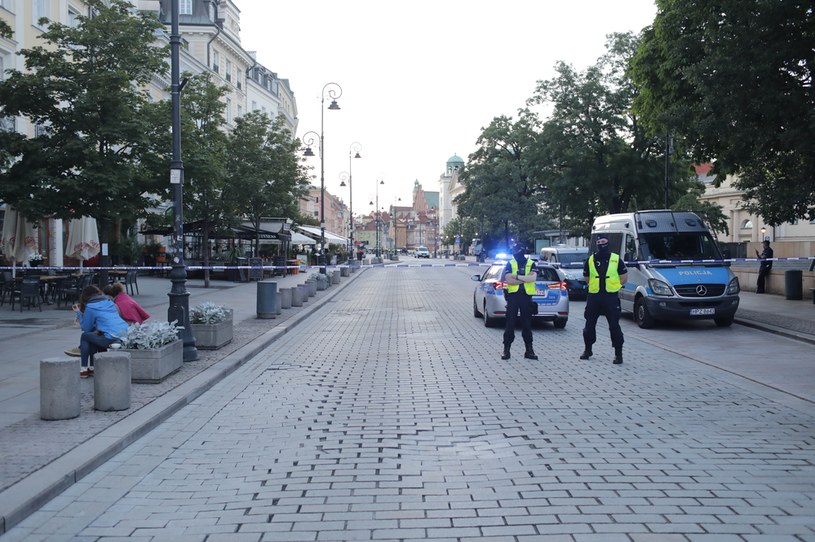 Krakowskie Przedmieście zostało ewakuowane /Albert Zawada /PAP