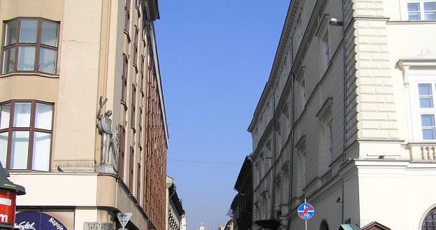 Krakowskie Stare Miasto to jedna z najdroższych lokalizacji w Polsce (na zdjęciu ul. św. Jana) /INTERIA.PL