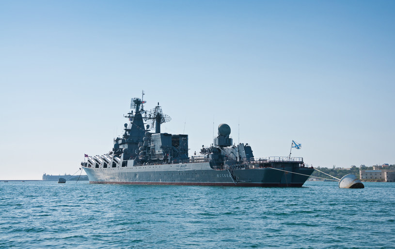 Krążownik Moskwa już nie popływa - rosyjski okręt zniszczony /nataly0288 /123RF/PICSEL