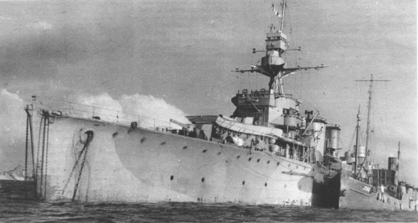 Krążownik ORP "Dragon" miał zostać wysłany na Cejlon, ostatecznie jednak nie trafił na Daleki Wschód /Domena publiczna /INTERIA.PL/materiały prasowe