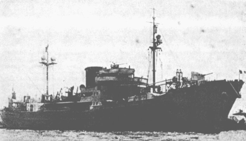 Krążownik pomocniczy "Victor Schoelcher", na którym przewieziono złoto /INTERIA.PL/materiały prasowe