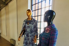 Kreacje Diora i ikon paryskiej mody w Muzeum Włókiennictwa