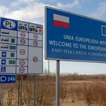 Kreml: Zaprzestano wydawania wiz dla Rosjan. Polskie MSZ komentuje