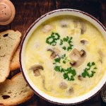 Kremowa, aromatyczna i gotowa w mniej niż godzinę. Pyszna i szybka zupa