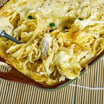 Kremowe, zapiekane spaghetti. Lepsze niż carbonara, bo ze zdrowszym dodatkiem