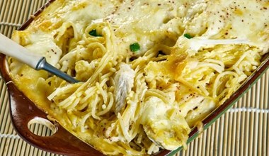 Kremowe, zapiekane spaghetti. Lepsze niż carbonara, bo ze zdrowszym dodatkiem
