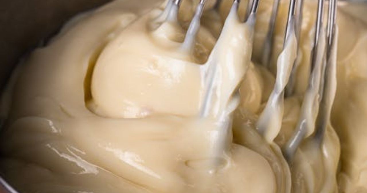 Kremowy sos holenderski wspiera dietę keto i zastępuje tradycyjny majonez /Nano Erdozain /pexels.com