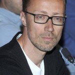 "Kret": W obronie człowieka