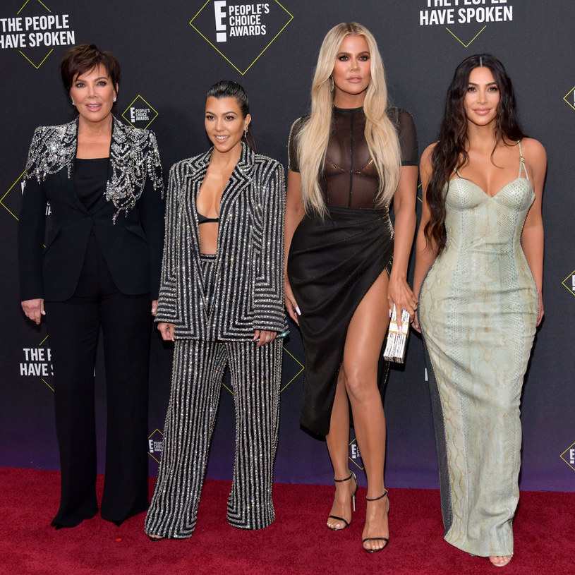 Kris Jenner, Kourtney, Khloe i Kim Kardashian /Frazer Harisson /Getty Images