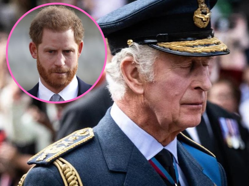 Król Karol i książę Harry czują do siebie wzajemny żal. Sensacyjne doniesienia królewskiego eksperta /LOIC VENANCE/AFP /AFP