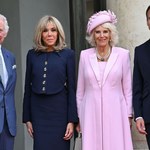 Król Karol III i królowa Camilla we Francji. Show skradła Brigitte Macron. O krok od wpadki