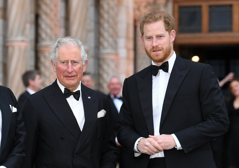 Król Karol III i książę Harry /	EMPICS /East News