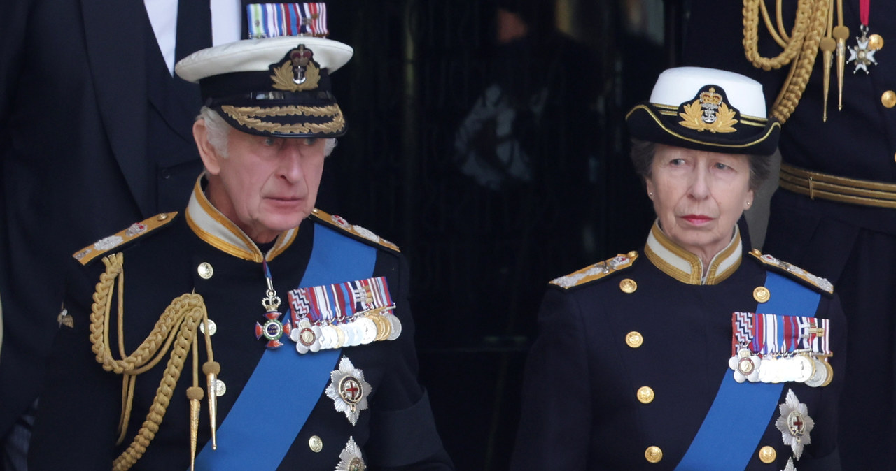 Król Karol III i księżniczka Anna /Getty Images