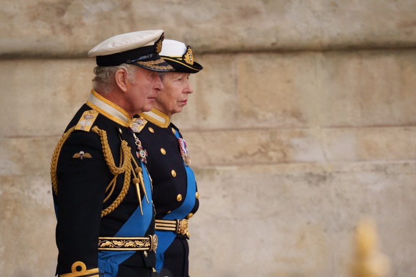 Król Karol III i księżniczka Anna /Getty Images