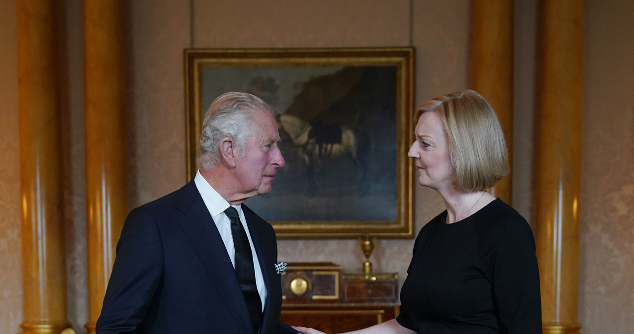 Król Karol III i premierka Liz Truss /Getty Images