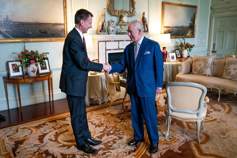 Król Karol III mimo choroby nie zaniedbuje obowiązków /WPA Pool /Getty Images