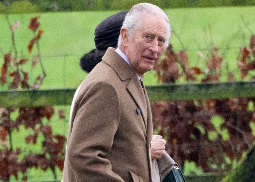 Król Karol III pokazał się po ogłoszeniu choroby /Mark Cuthbert/UK Press /Getty Images