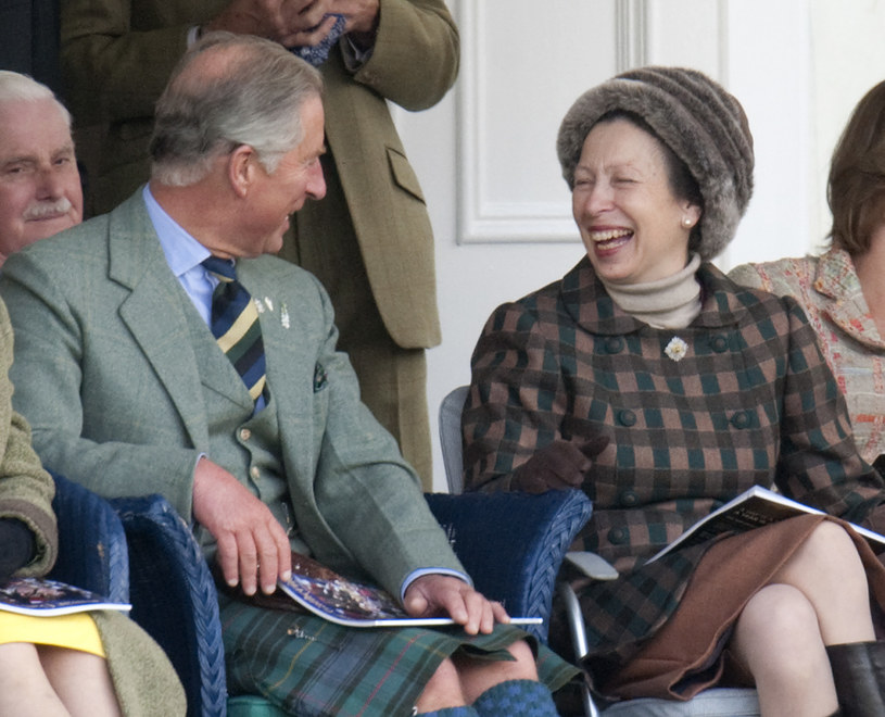 Król Karol III z siostrą, księżniczką Anną /Getty Images