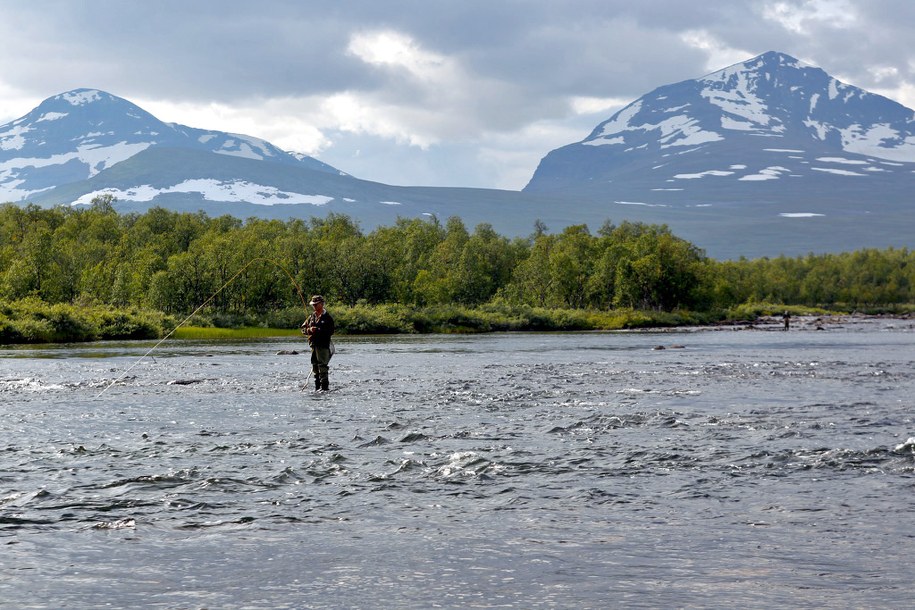Król Szwecji jest miłośnikiem wędkarstwa /Foto: Martin Falklind/ kungahuset.se /