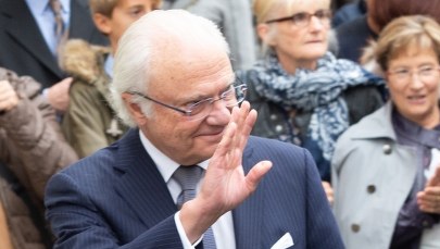 Król Szwecji pozbawił wnuki przynależności do dworu królewskiego