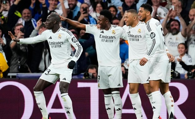 "Królewscy" poza zasięgiem rywali. Zespół z Barcelony poległ w Madrycie