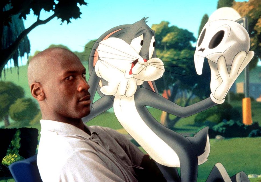Królik Bugs i Michael Jordan w "Kosmicznym meczu" /PAP/EPA /PAP/EPA