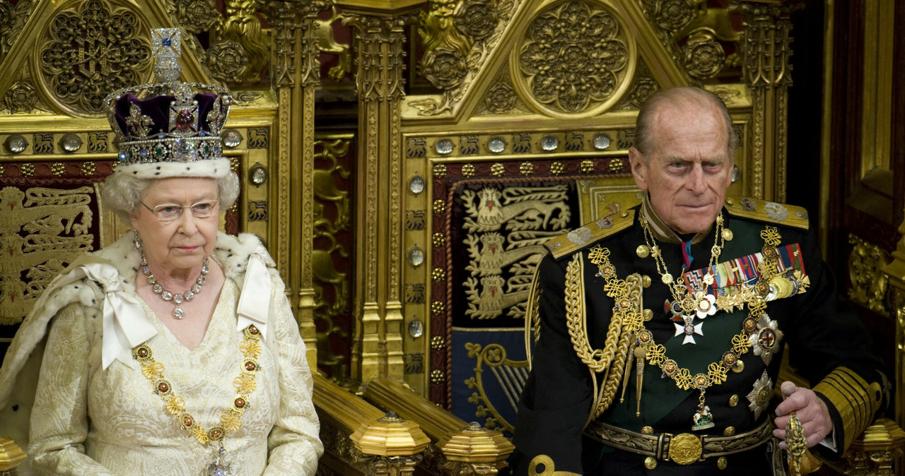Królowa Elżbieta i książę Filip uchodzą za zgodne i dobrze dobrane małżeństwo /Photoshot    /Reporter