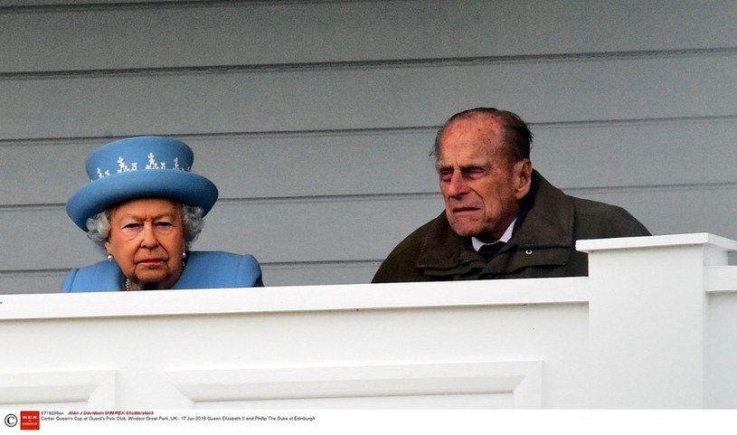 Królowa Elżbieta i książę Filip /Alan J Davidson/SHM/REX/Shutterstock /East News