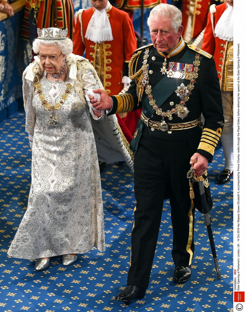 Królowa Elżbieta II i Karol III /Rex Features /East News
