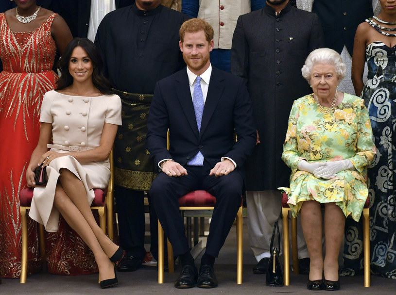 Królowa Elżbieta II, Meghan i Harry /AP /East News