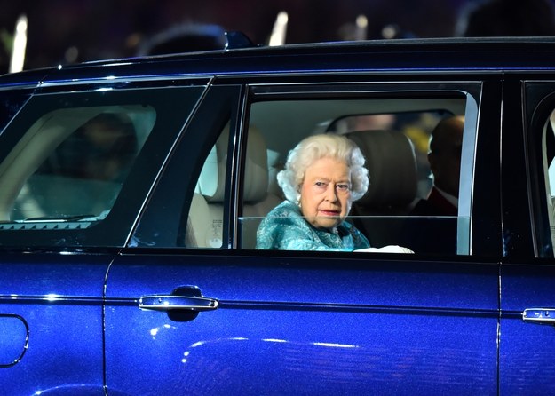 Królowa Elżbieta II na zdj. z 2016 r. /HANNAH MCKAY /PAP/EPA